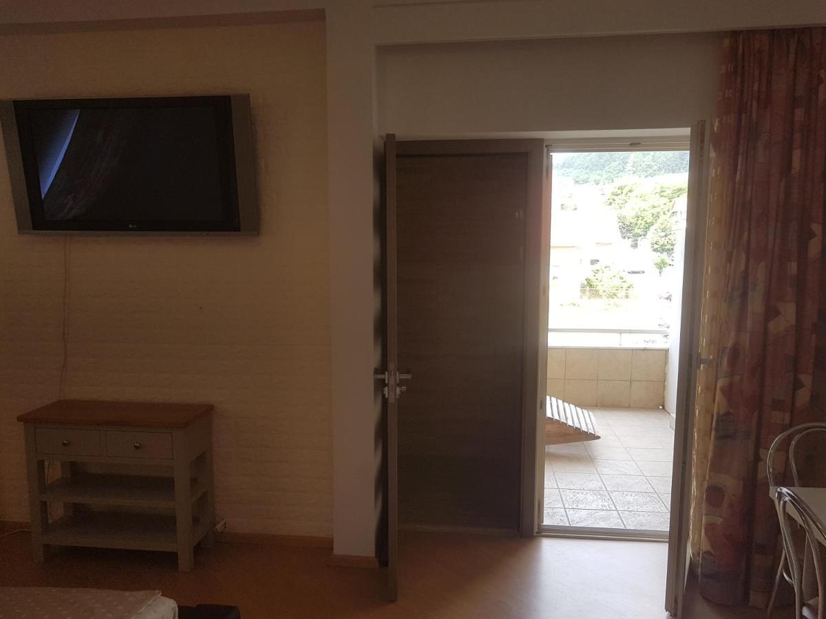 Lara Guest House Sfântu-Gheorghe Esterno foto