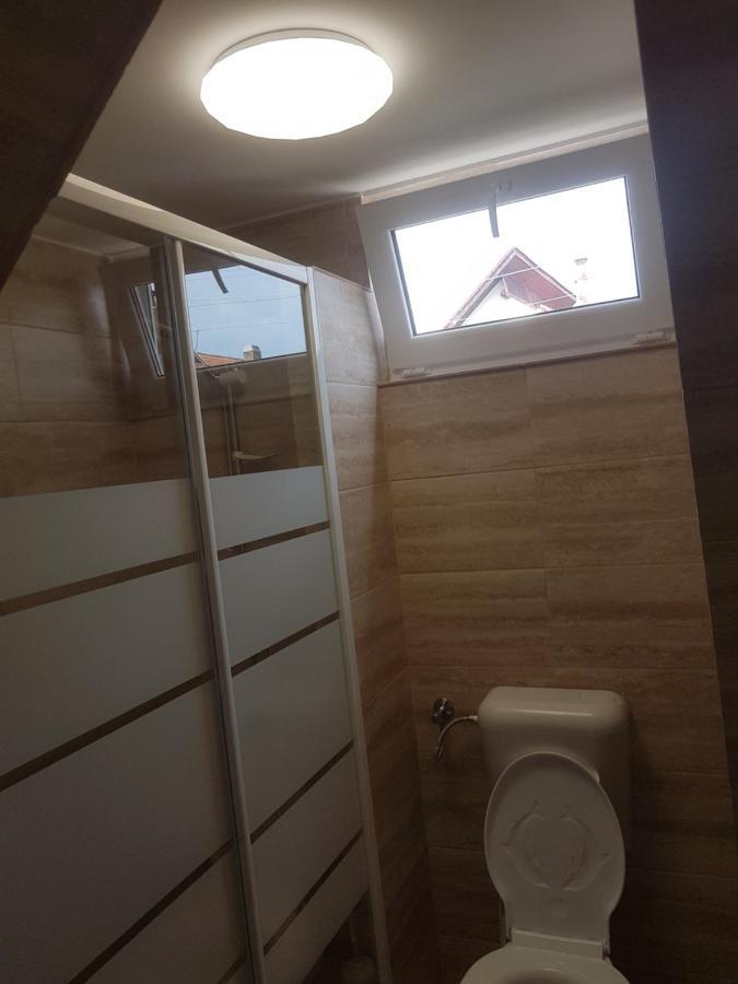 Lara Guest House Sfântu-Gheorghe Esterno foto