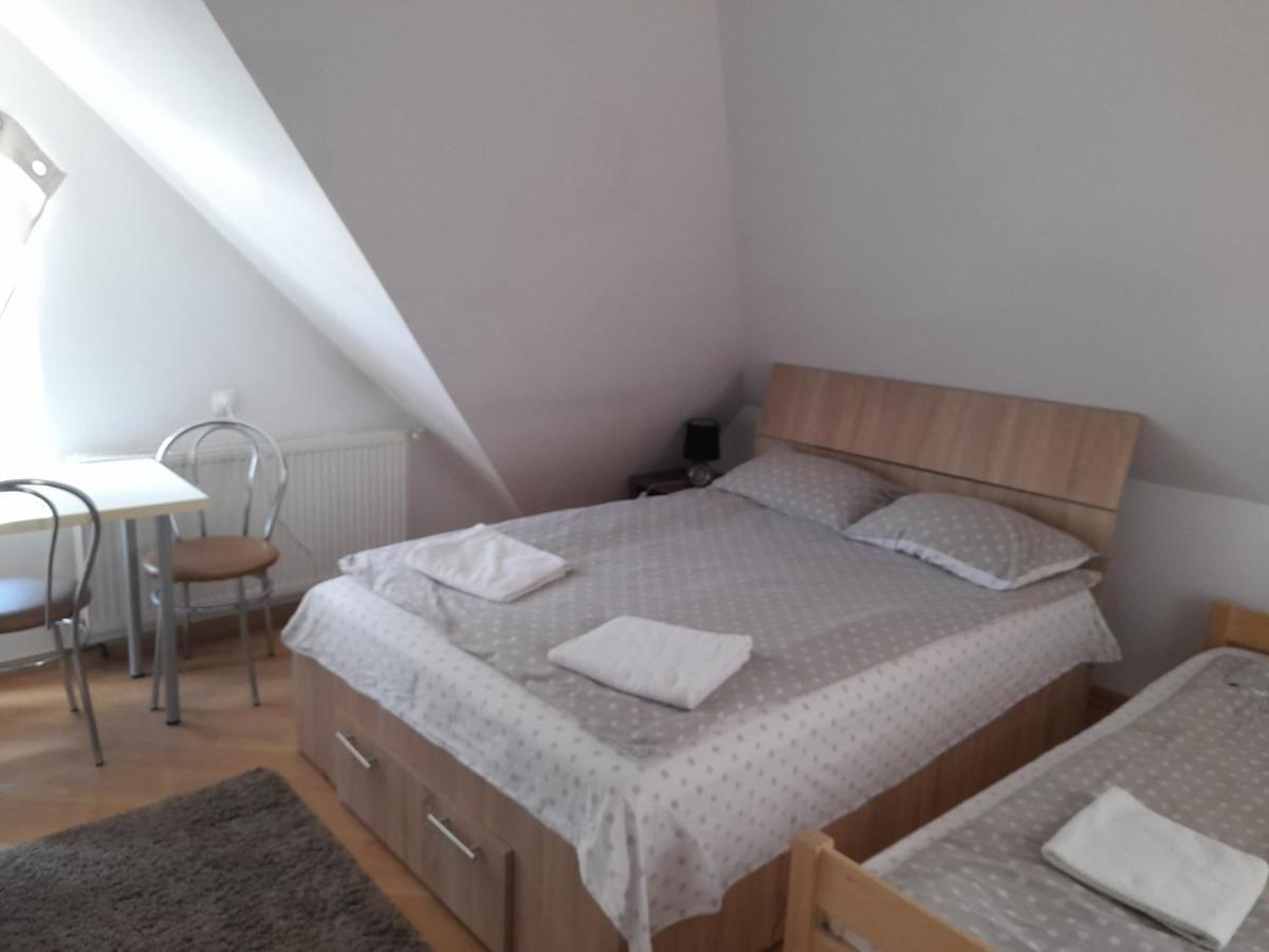 Lara Guest House Sfântu-Gheorghe Esterno foto